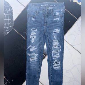 Jeans barely worn.. Just because i hate skinny jeans i perfer mom jeans